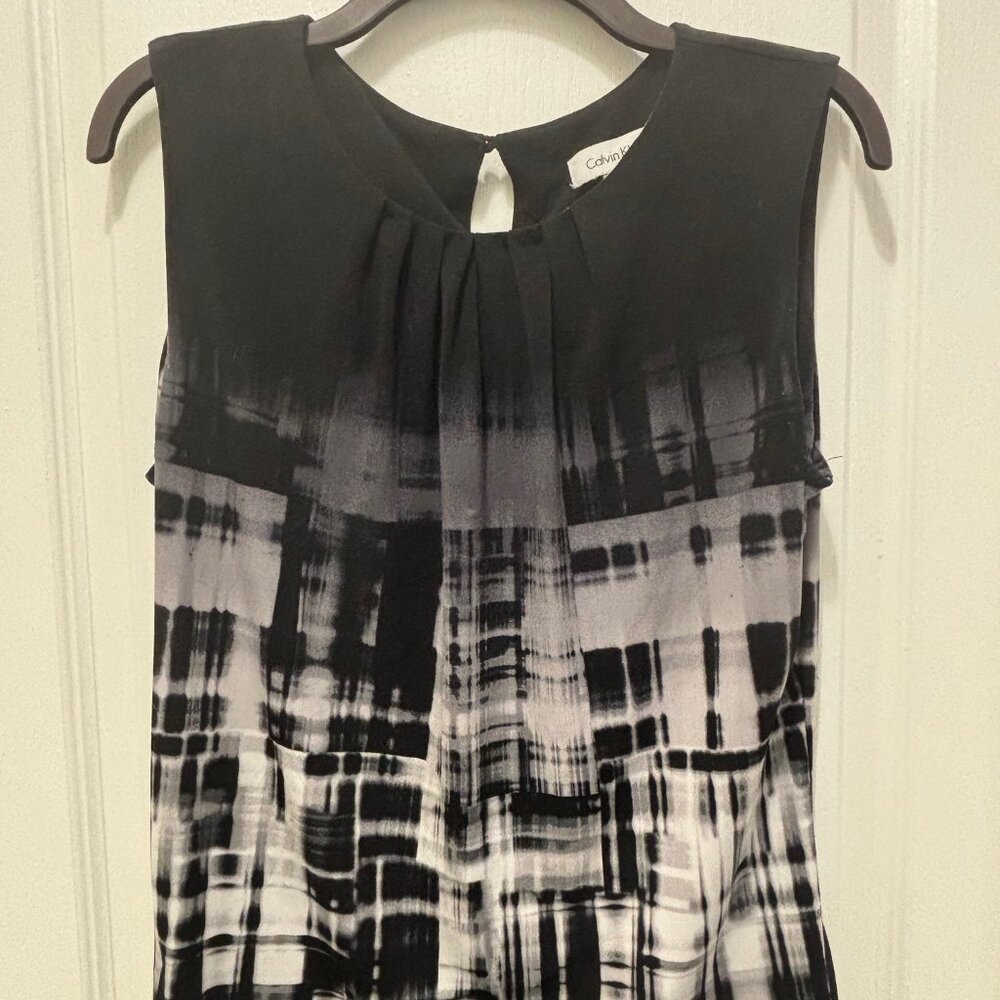 Calvin Klein Shell - Black , Gray and White - Good Condition - Size M